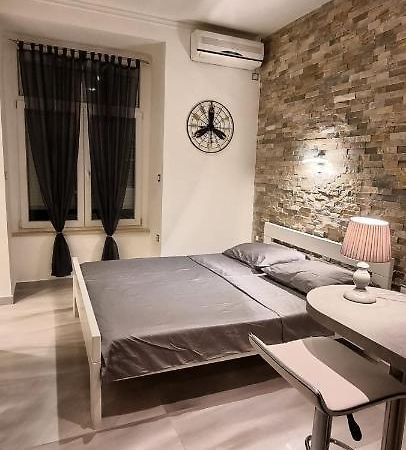 Apartment Amfiteatar Pula Exterior photo